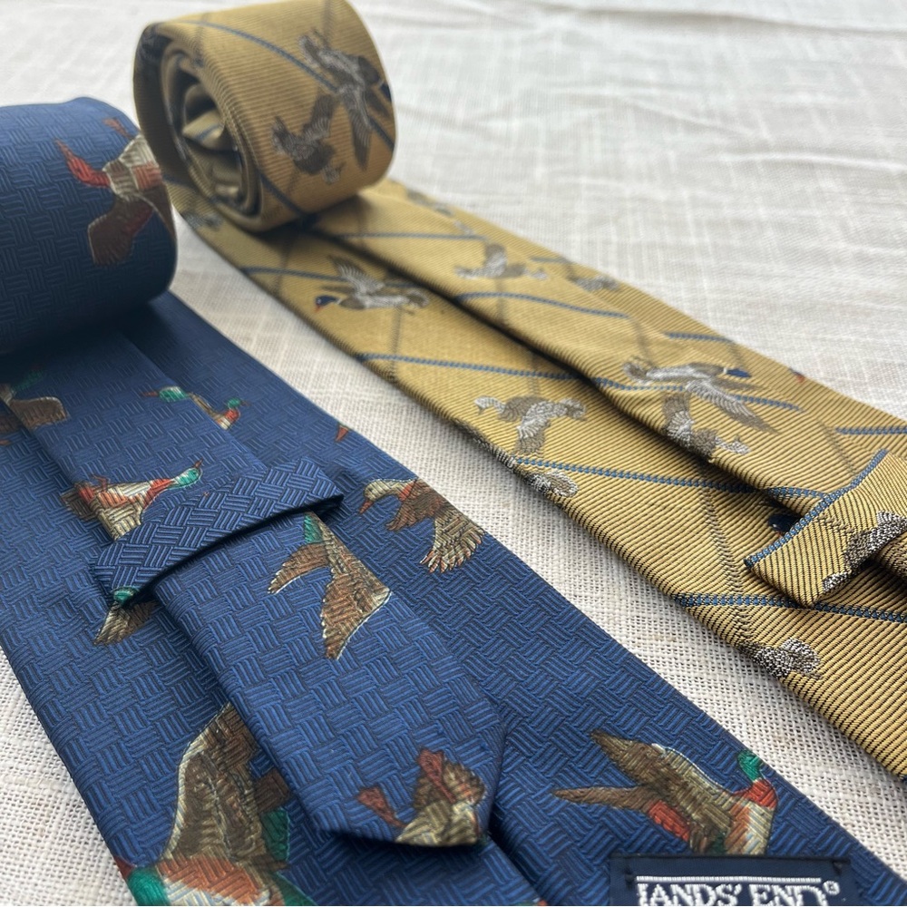 Silk Ties Duck Patterned - Gold and Navy Blue